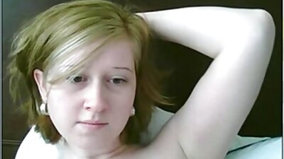 Момче атакува най -добрите си приятели мама порно с възрастни хора в съня си
